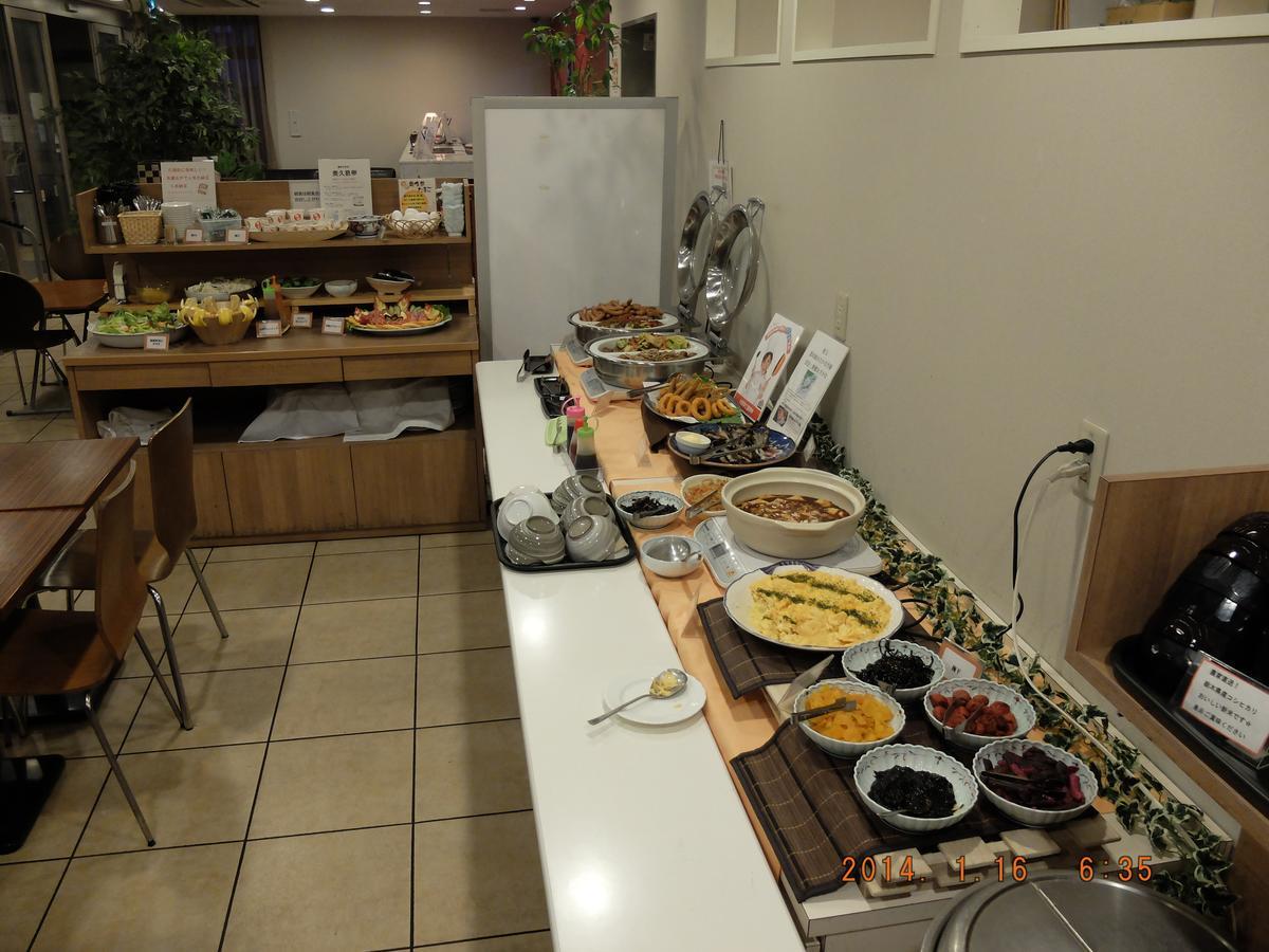 Hotel Crown Hills Katsuta Omotechoten Хитатинака Экстерьер фото